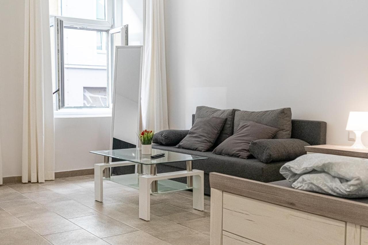 Apartament Beautiful Studio Near U1 Reumannplatz - 9 Min From City Center