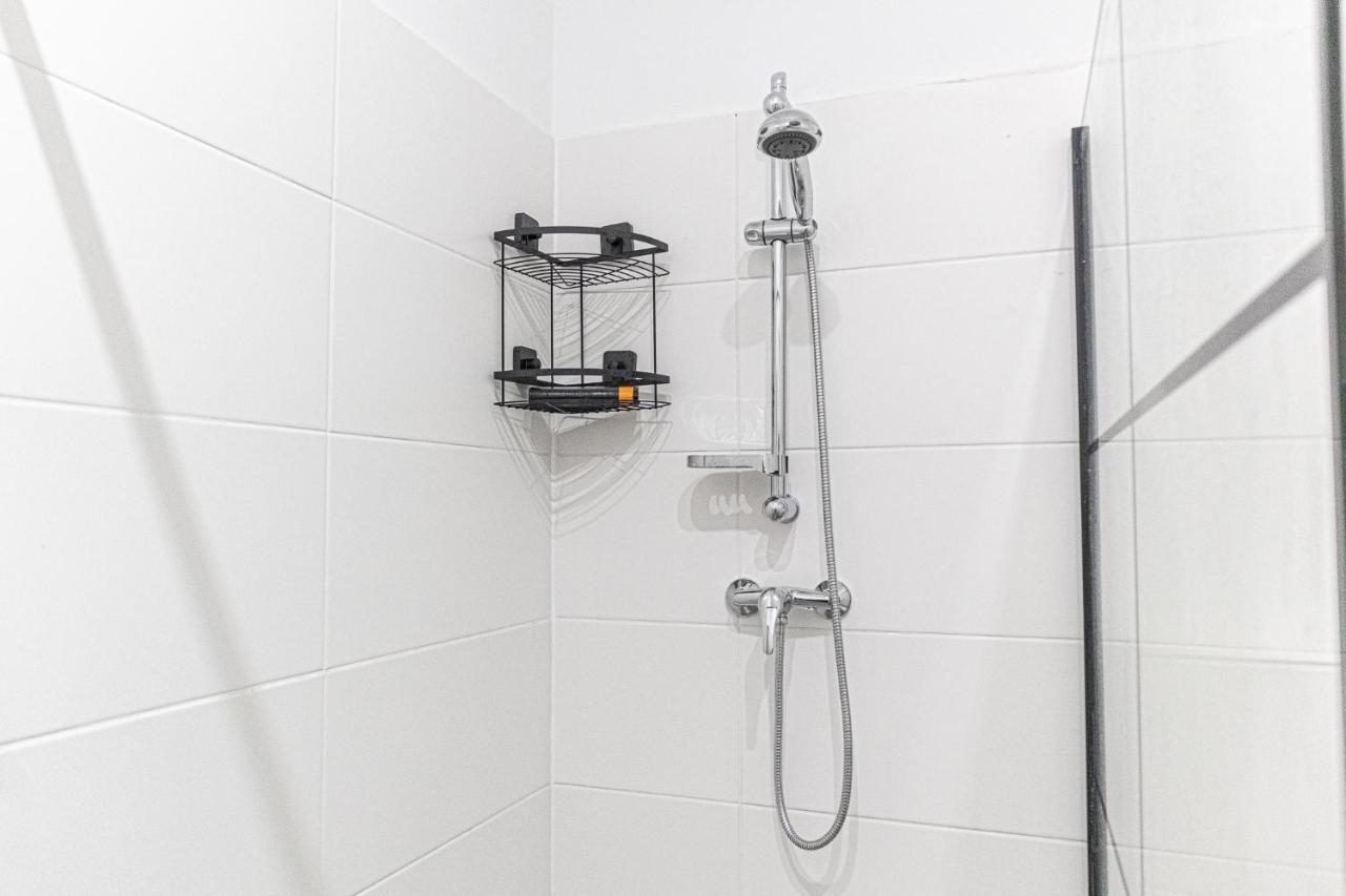 Beautiful Studio Near U1 Reumannplatz - 9 Min From City Center Apartament